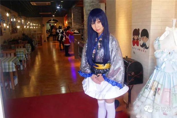 【震精】女仆咖啡館：穿越次元之門 還有“特殊”服務(wù)？
