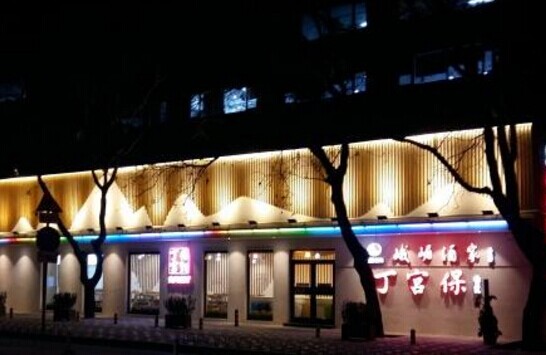 餐飲老字號推”副牌“能否敵得過快時尚？