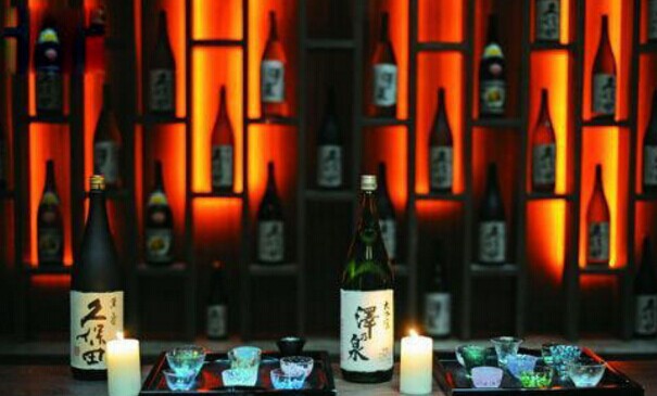 不止食物和鮮花，這份酒單與情人節(jié)更配喔|餐飲界