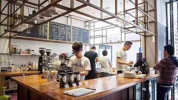 精品咖啡館越來越紅火，這個(gè)市場(chǎng)該怎么拿？|餐飲界