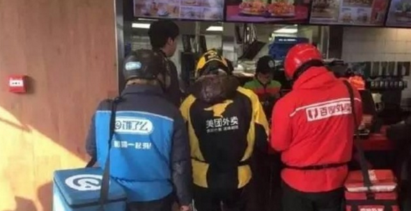 外賣三巨頭混亂廝殺，百度或有掉隊可能！