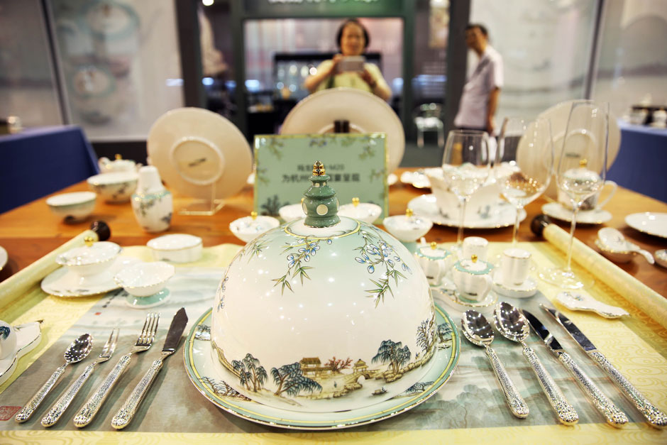 從燒錢玩高端變成走心搞文創(chuàng)，訂制餐具成業(yè)界新趨勢