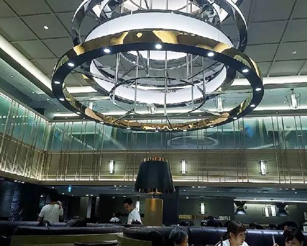 海底撈、小肥羊全面“入侵”日本，這畫風(fēng)怎么回事？