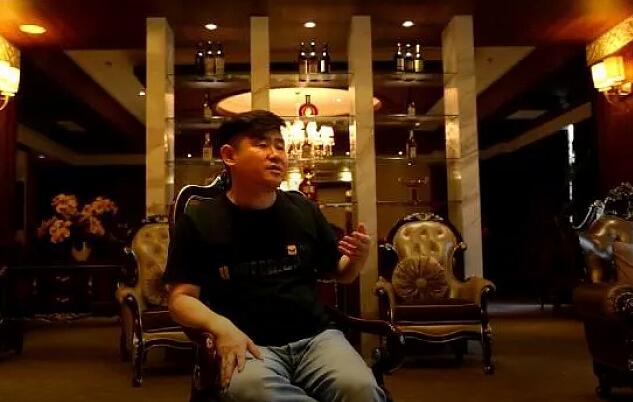 從車庫賣烤鴨到做外賣年入3億，揭秘金百萬新三板背后的舍棄與思考