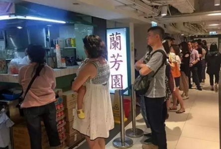 小店火爆65年，每日賣茶逾千杯，卻婉拒所有商業(yè)合作？