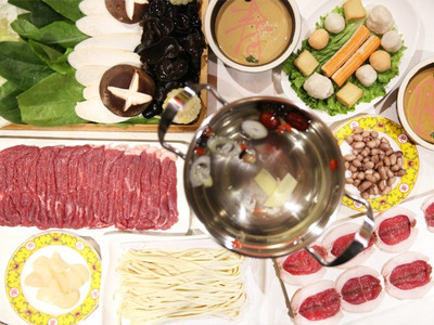 一鍋百味“火拼”廣州火鍋店高熱是“虛火”還是“實(shí)火”？