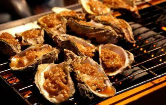 5000元開(kāi)店賣生蠔，燒烤小伙2年成酒店集團(tuán)老總！秘訣就7個(gè)字??！