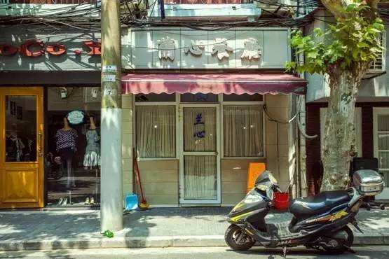 不讓“米其林”小店曇花一現(xiàn)！上海推進小餐飲“標準化管理”|餐飲界