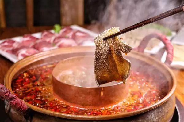 為什么進(jìn)了人潮涌動的單品一條街，我的店還是死掉了？|餐飲界