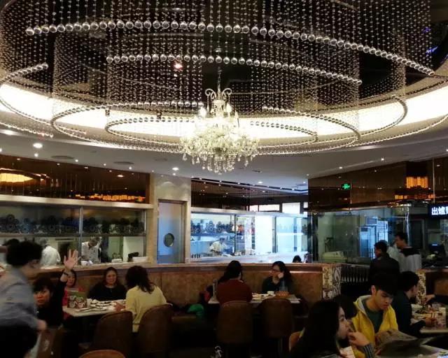 大家樂撤出華東，翠華、稻香業(yè)績下滑……“港式餐飲”怎么了？|餐飲界