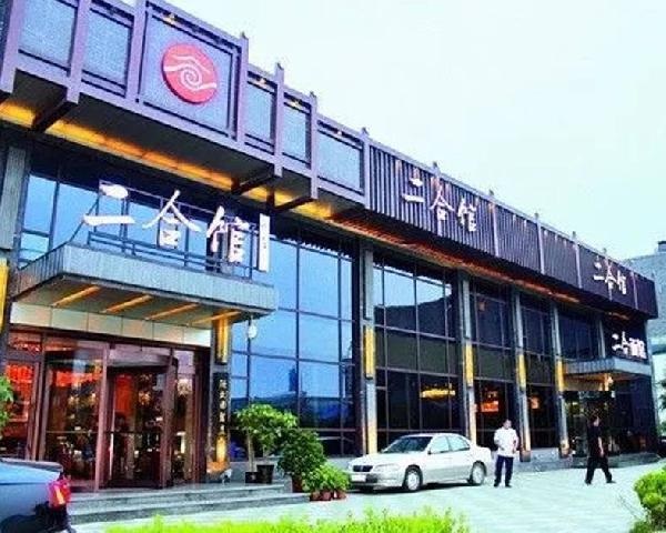 強(qiáng)悍的餐飲業(yè)“師徒制”：看看海底撈、喜家德們?nèi)绾芜M(jìn)行人才“傳幫帶”！