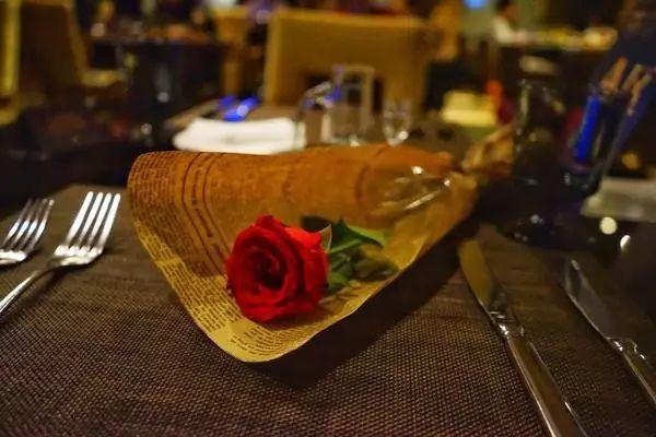 6個餐廳營銷怪招，讓顧客心甘情愿多掏錢！|餐飲界