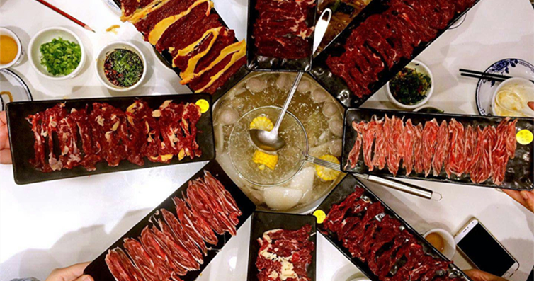 潮汕牛肉火鍋80%的淘汰率，為何他越開(kāi)越旺？|餐飲界