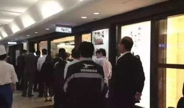“奇葩”餐廳每平米日賣3.5萬，34年只開了34家店！