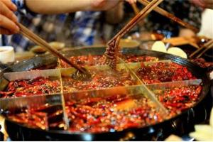 全國(guó)餐飲人都跑去學(xué)產(chǎn)品，可為什么成都鮮有餐飲大品牌？|餐飲界