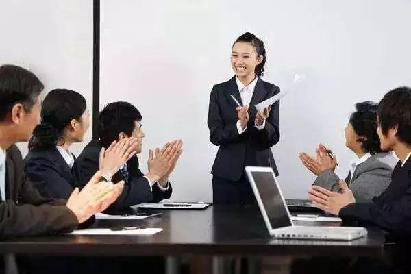 這才叫店長！不然為啥你當(dāng)不了店長！