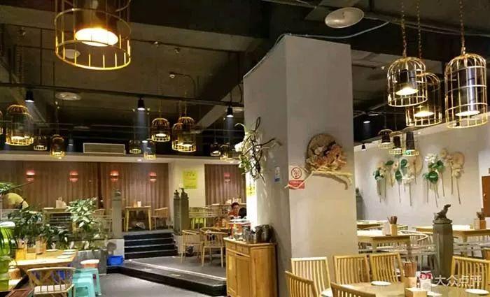 一年關(guān)店4萬家，萬人迷的川菜怎么就成了萬人敵？