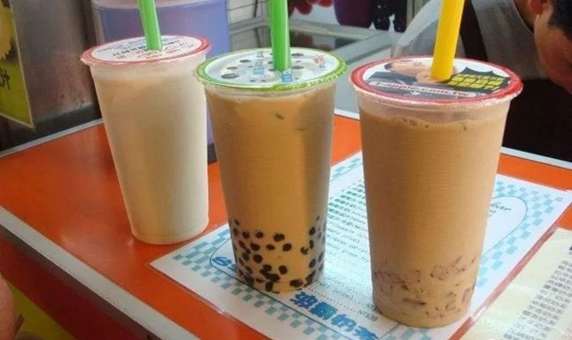 一點(diǎn)點(diǎn)、貢茶、Coco都可等14款“無(wú)糖”奶茶竟然都含糖