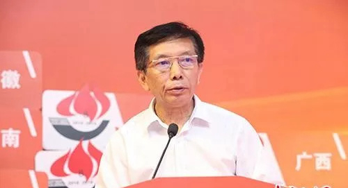 餐飲業(yè)如何應(yīng)對(duì)炒菜機(jī)器人？中烹?yún)f(xié)會(huì)長(zhǎng)這樣說(shuō)