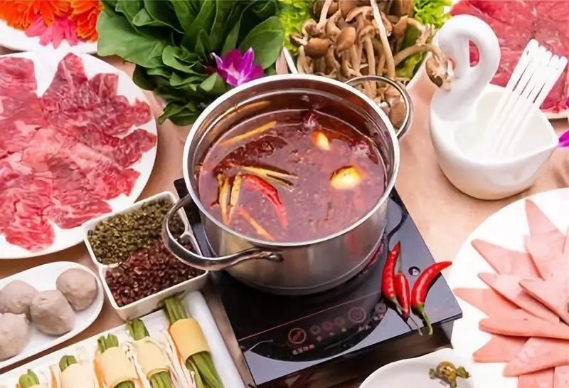 單身經(jīng)濟：一人小火鍋、適合單獨飲食的桌臺……