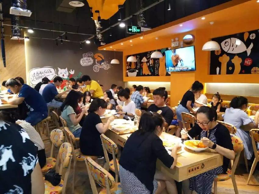 小龍坎巴奴等川渝鍋市場(chǎng)被占僅剩13％，兇手是誰(shuí)？