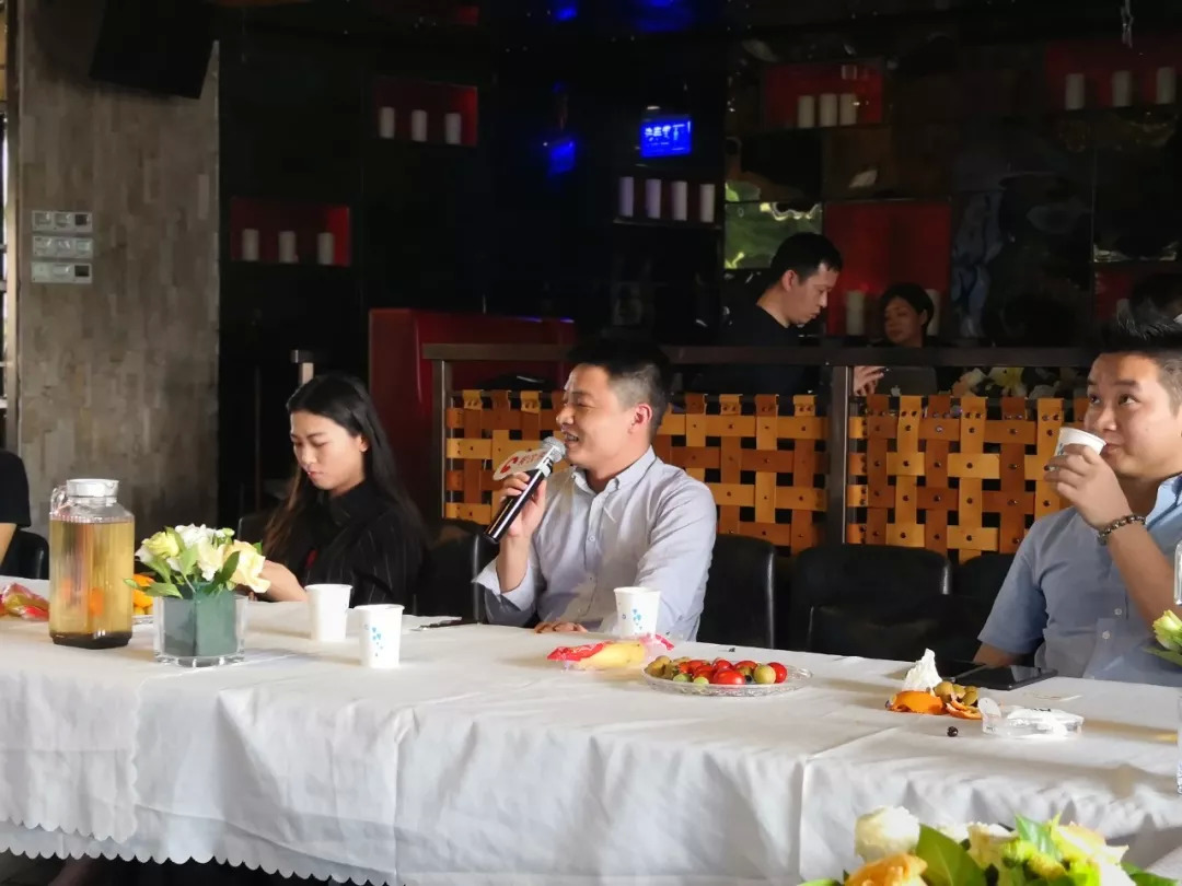 跨界思維：如何低成本跨界做營(yíng)銷？| 餐創(chuàng)營(yíng)分享精華