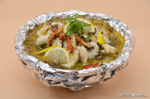 漁級棒酸菜魚美味標簽變身，被網(wǎng)友譽為“酸菜魚一號”|餐飲界