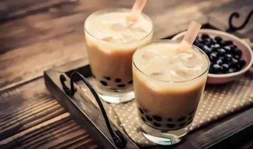 奈雪的茶、喜茶、珍蜜堂全面進擊，疫情后的茶飲市場將誰主沉浮?|餐飲界