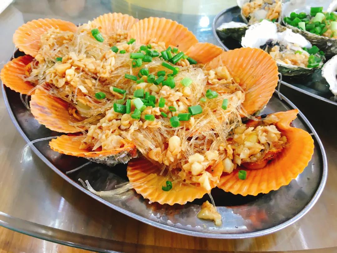 餐飲大事件201期｜瑞幸咖啡開(kāi)賣口紅、面膜；必勝客或關(guān)店300家；海底撈進(jìn)軍“團(tuán)餐”|餐飲界