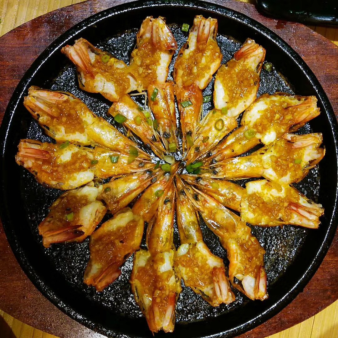 餐飲大事件219期|星巴克中國試水15元早餐、茶顏悅色將在深圳開快閃店、店員因癡迷網(wǎng)絡(luò)賭博，竟綁架老板娘索要300萬|餐飲界