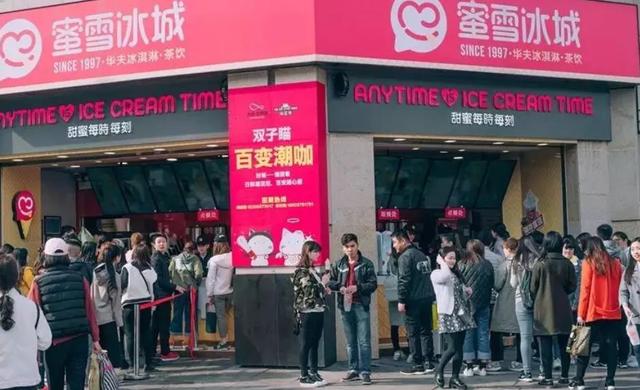 前人踩坑，后人取經(jīng)，我們該如何開好一家茶飲加盟店？|餐飲界