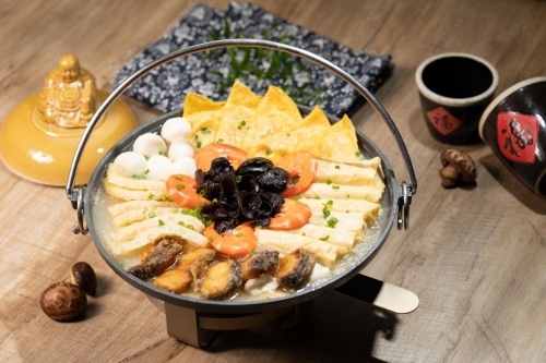 制霸新春朋友圈的蟹狀元年夜飯來了！