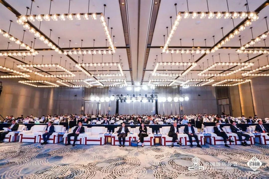 喜報(bào)！潘多拉飲食集團(tuán)榮獲“2022年度團(tuán)餐領(lǐng)跑者TOP100”
