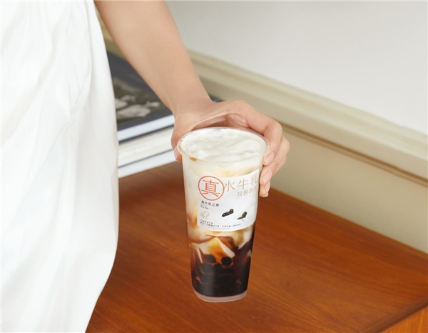 喜茶上新水牛乳雙拼波波，帶來全新真牛乳風味