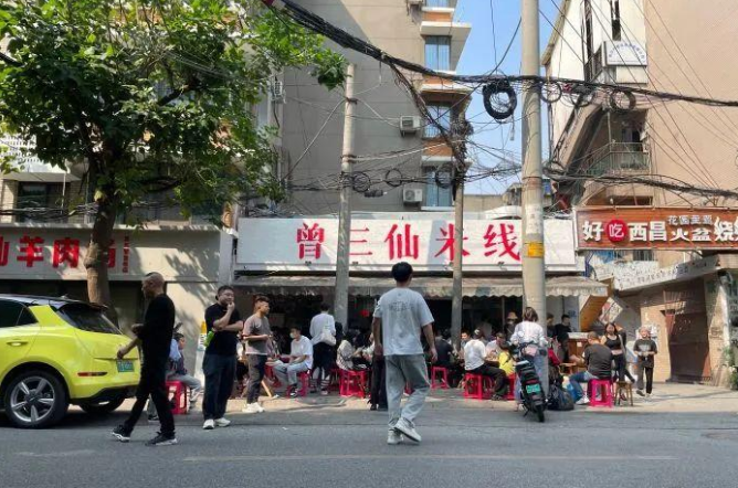 日營業(yè)額2萬的米線店，有哪些過人之處？|餐飲界