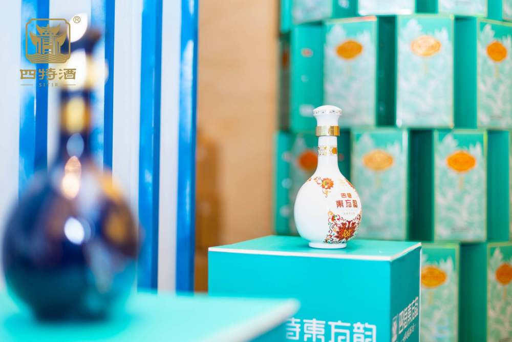 探秘豐富多彩的江西春節(jié)習(xí)俗，品味四特酒里的家鄉(xiāng)味