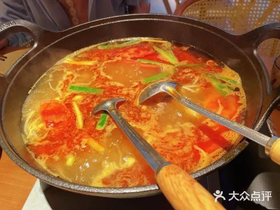 上億曝光，有人打飛的去吃 天水麻辣燙接棒淄博燒烤？