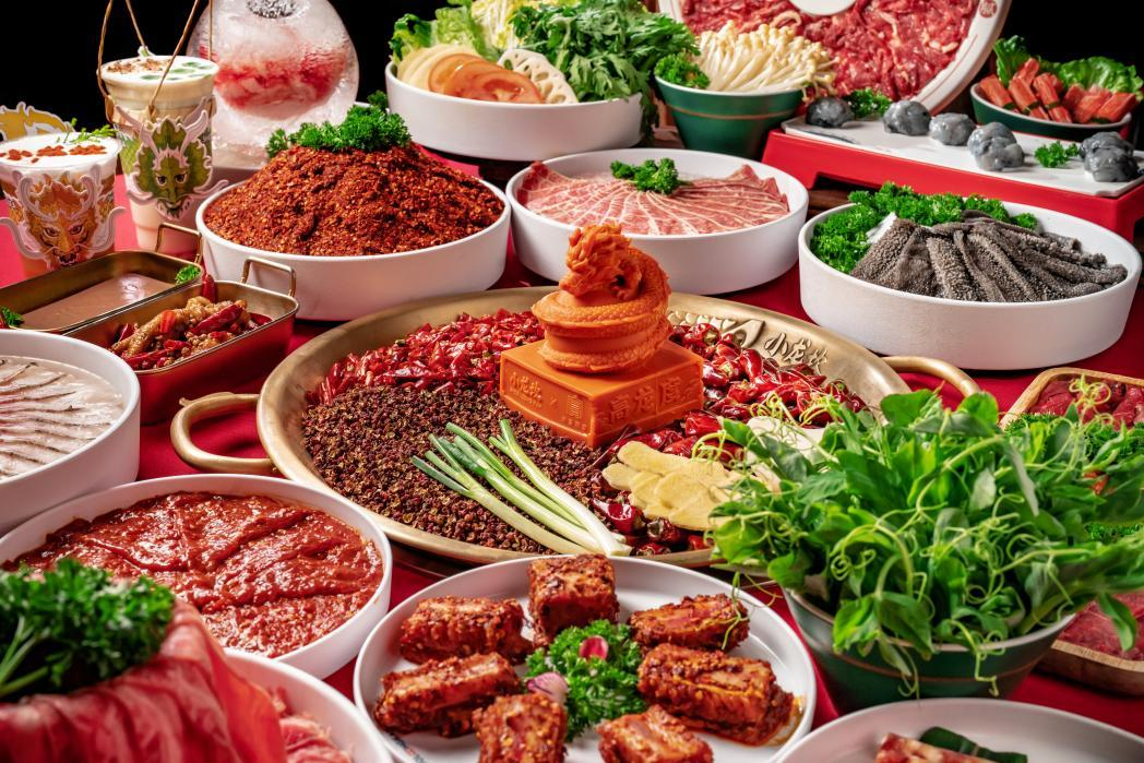 麻辣牛油火鍋頭部品牌小龍坎，再獲行業(yè)權(quán)威認(rèn)證！|餐飲界
