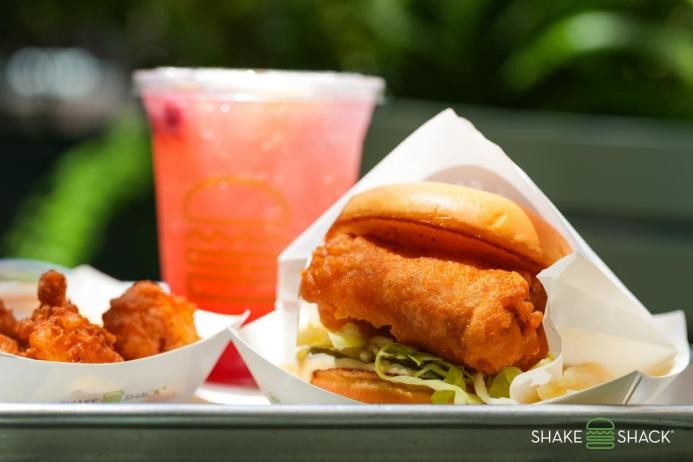 Shake Shack首添海鮮蛋白質(zhì)新品！厚切鱈魚(yú)堡與彈脆大白蝦開(kāi)啟新西蘭風(fēng)味之旅